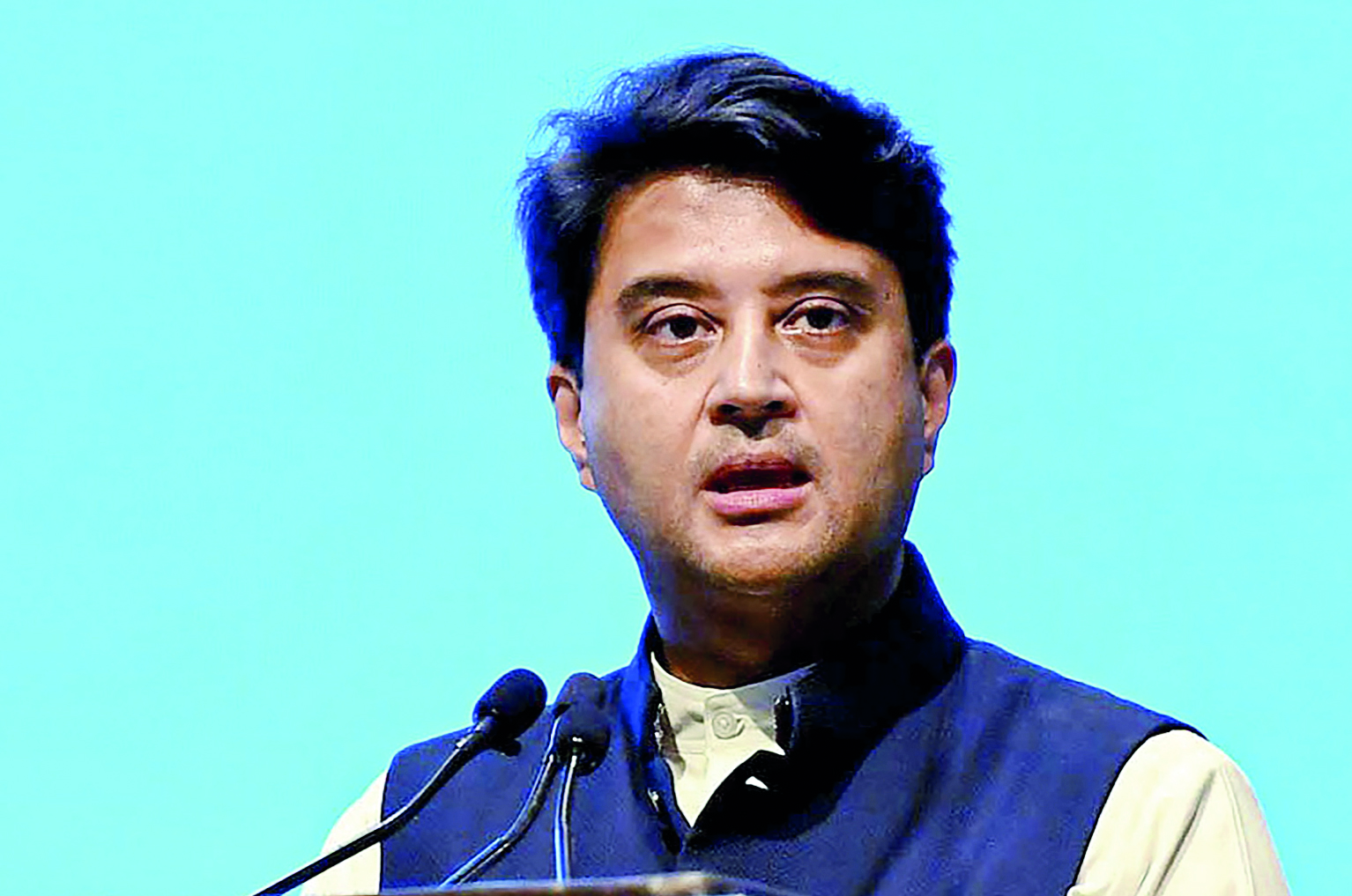 Rahul’s ‘langde ghode’ remark draws flak from Scindia; says PM coined term ‘divyangjan’ Rahul’s ‘langde ghode’ remark draws flak from Scindia; says PM coined term ‘divyangjan’
