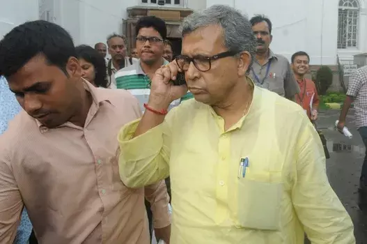 About 76 Bhutan-origin rivers wreak havoc in North Bengal; Min urges Centre to act About 76 Bhutan-origin rivers wreak havoc in North Bengal; Min urges Centre to act