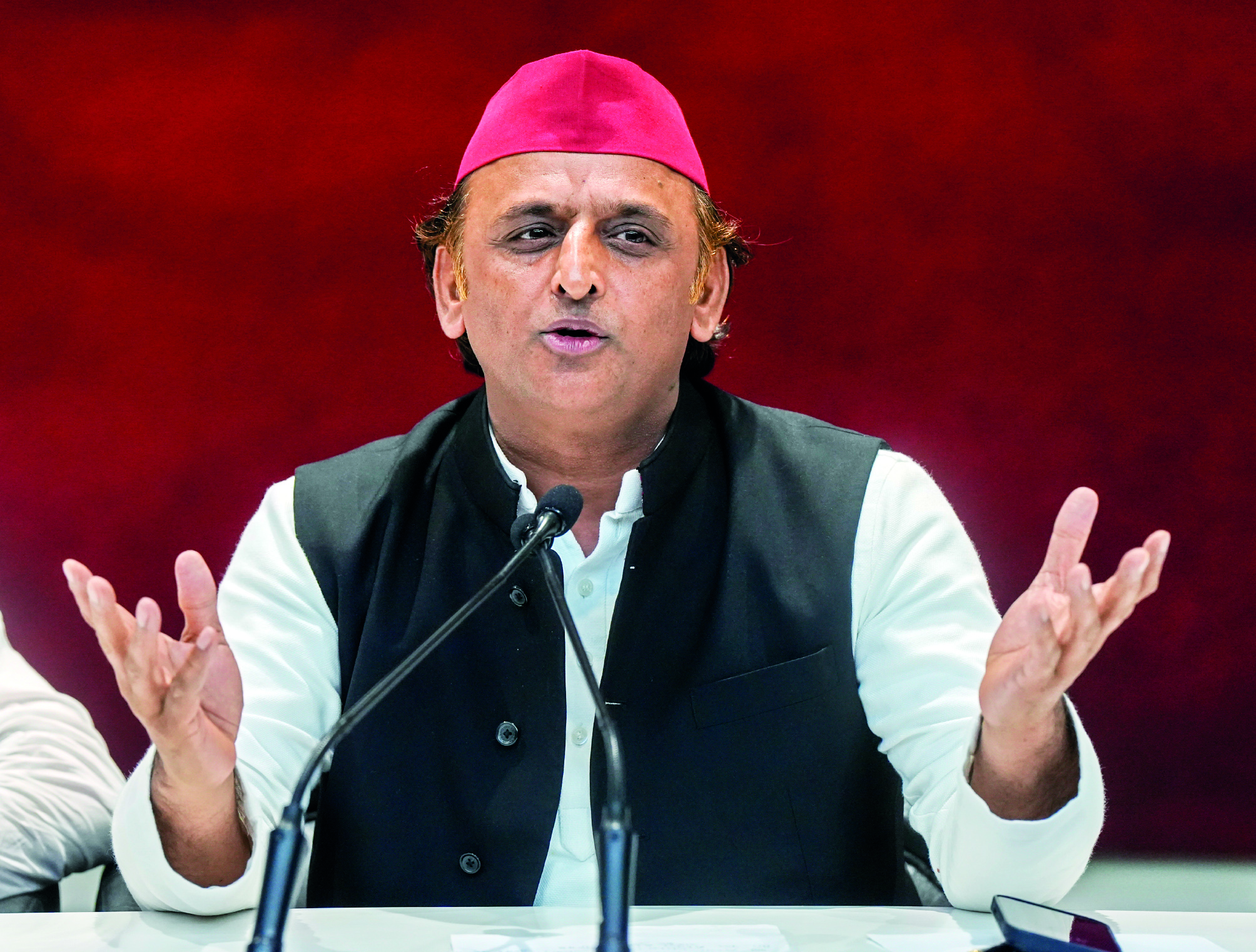 UP: Akhilesh Yadav slams BJP over Abbas Ansari’s disqualification UP: Akhilesh Yadav slams BJP over Abbas Ansari’s disqualification
