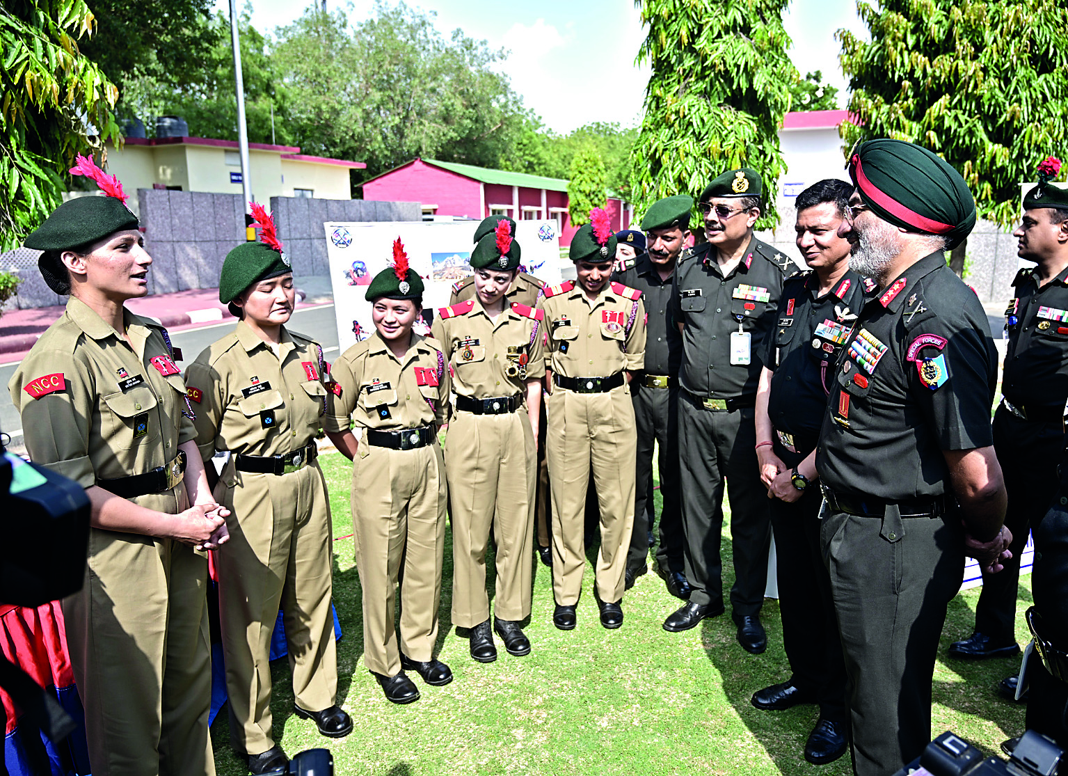 NCC cadets get hero’s welcome for Everest feat NCC cadets get hero’s welcome for Everest feat