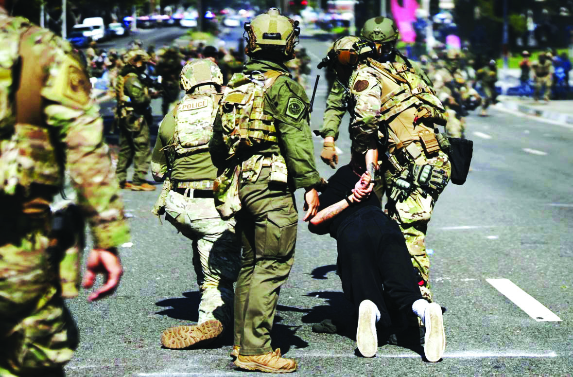 Trump deploys California National Guard to LA to quell protests despite guv’s objections Trump deploys California National Guard to LA to quell protests despite guv’s objections