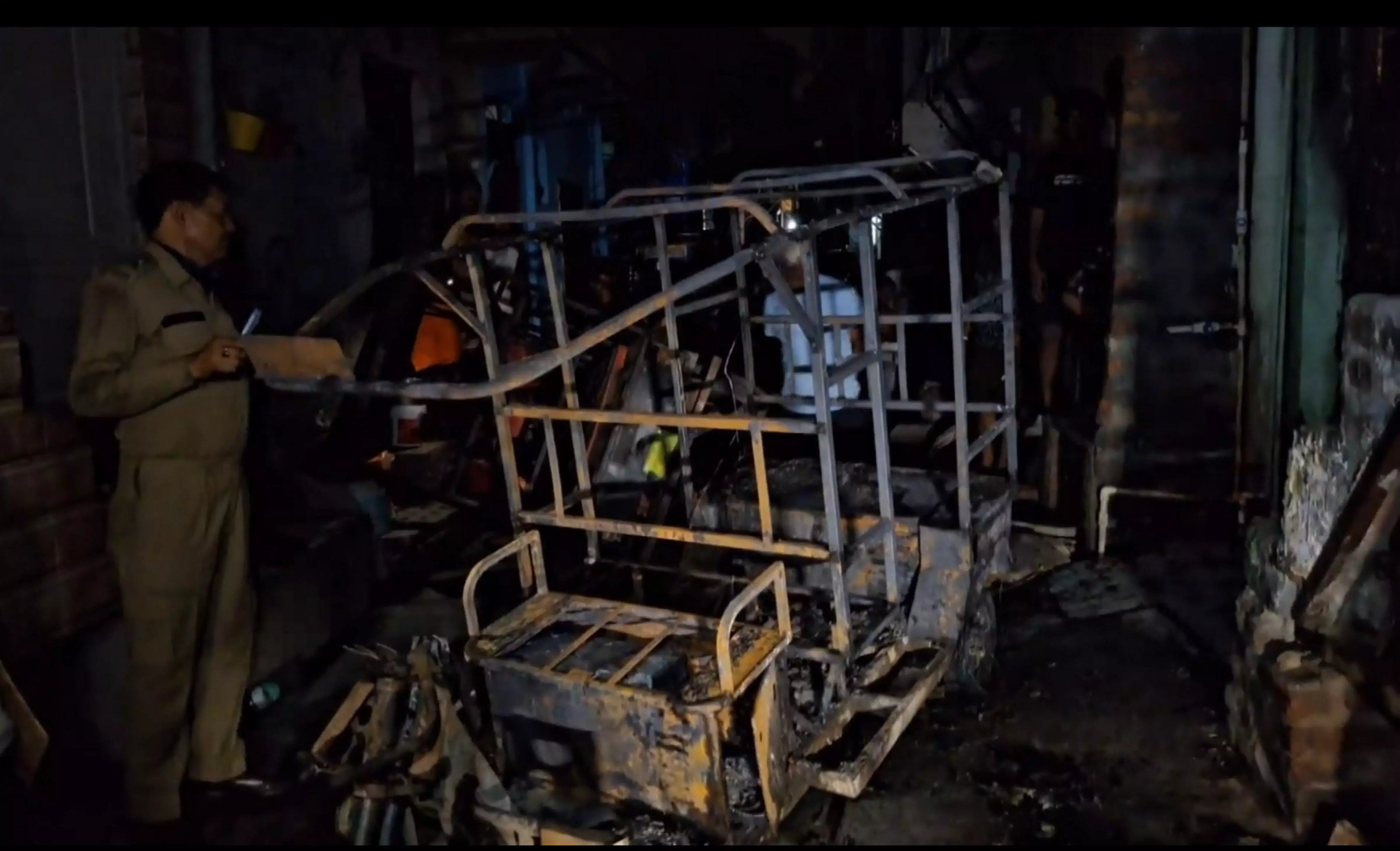 Fire breaks out in e-rickshaw charging station in northeast Delhi, two dead Fire breaks out in e-rickshaw charging station in northeast Delhi, two dead
