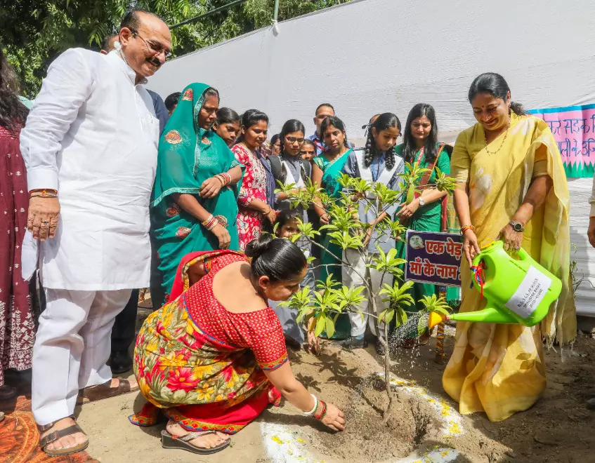 Delhi CM Rekha Gupta plants sindoor sapling at govt school Delhi CM Rekha Gupta plants sindoor sapling at govt school
