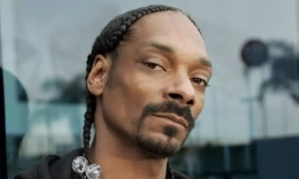 Jonathan Daviss to lead biopic on Snoop Dogg Jonathan Daviss to lead biopic on Snoop Dogg