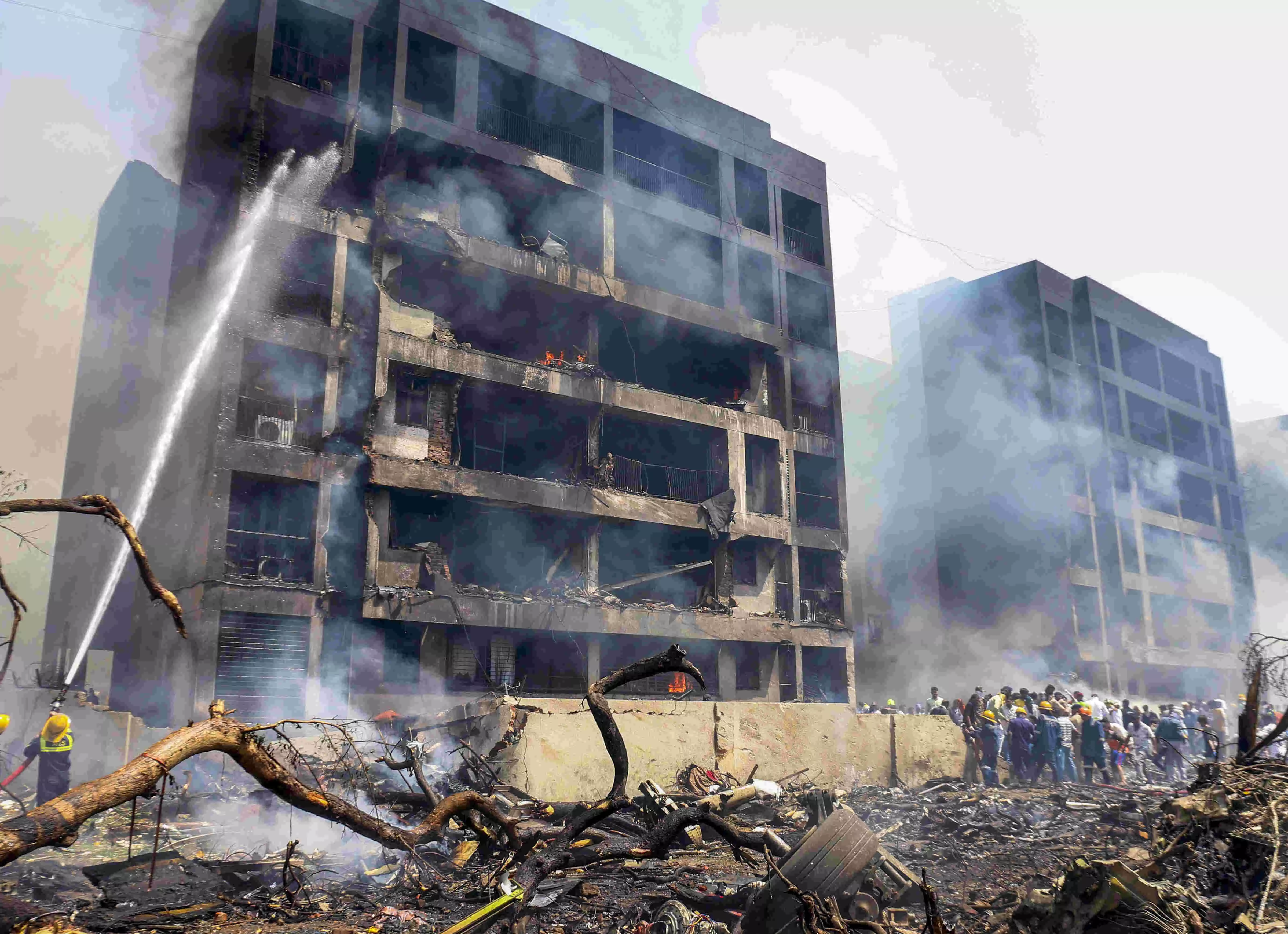 Air India plane crashed into residential quarters of doctors of BJ Medical College Air India plane crashed into residential quarters of doctors of BJ Medical College