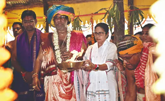 CM reviews Ratha Yatra prep in Digha, urges admin to stay alert CM reviews Ratha Yatra prep in Digha, urges admin to stay alert