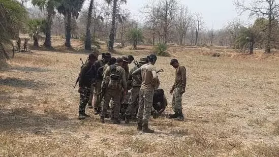 Five Meitei outfit members held in Manipur for attacking 2 policemen, kidnapping man Five Meitei outfit members held in Manipur for attacking 2 policemen, kidnapping man