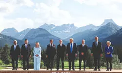 Now we are six: G7 leaders try to salvage their summit Now we are six: G7 leaders try to salvage their summit