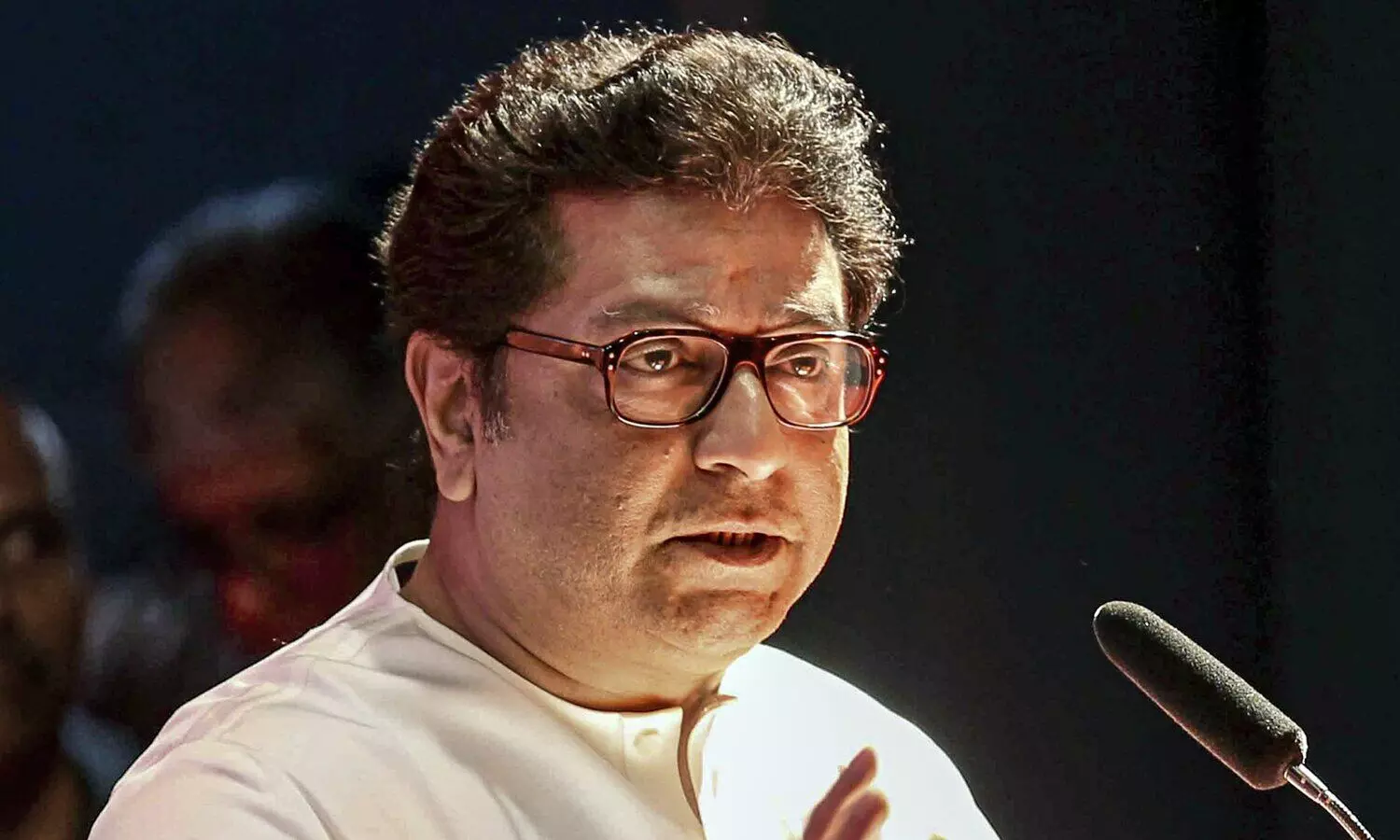 Foil govt agenda to create language divide: Raj Thackeray to schools after order on Hindi Foil govt agenda to create language divide: Raj Thackeray to schools after order on Hindi