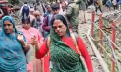 Two people killed in landslide on Kedarnath trek route Two people killed in landslide on Kedarnath trek route
