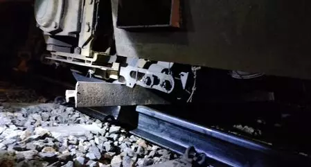 Narrow escape for Madras HC judges as Yercaud Express hits iron rod on track Narrow escape for Madras HC judges as Yercaud Express hits iron rod on track