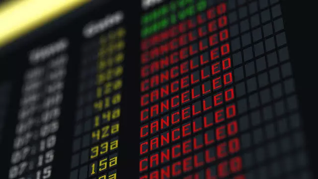Volcanic eruption in Indonesia forces evacuations, flight cancellations Volcanic eruption in Indonesia forces evacuations, flight cancellations