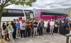 Flight carrying over 100 Indian students, evacuated to Armenia from war-torn Iran, lands in Delhi Flight carrying over 100 Indian students, evacuated to Armenia from war-torn Iran, lands in Delhi