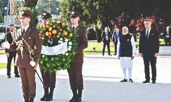 Solutions to problems can’t come from battlefields: PM Modi in Croatia Solutions to problems can’t come from battlefields: PM Modi in Croatia