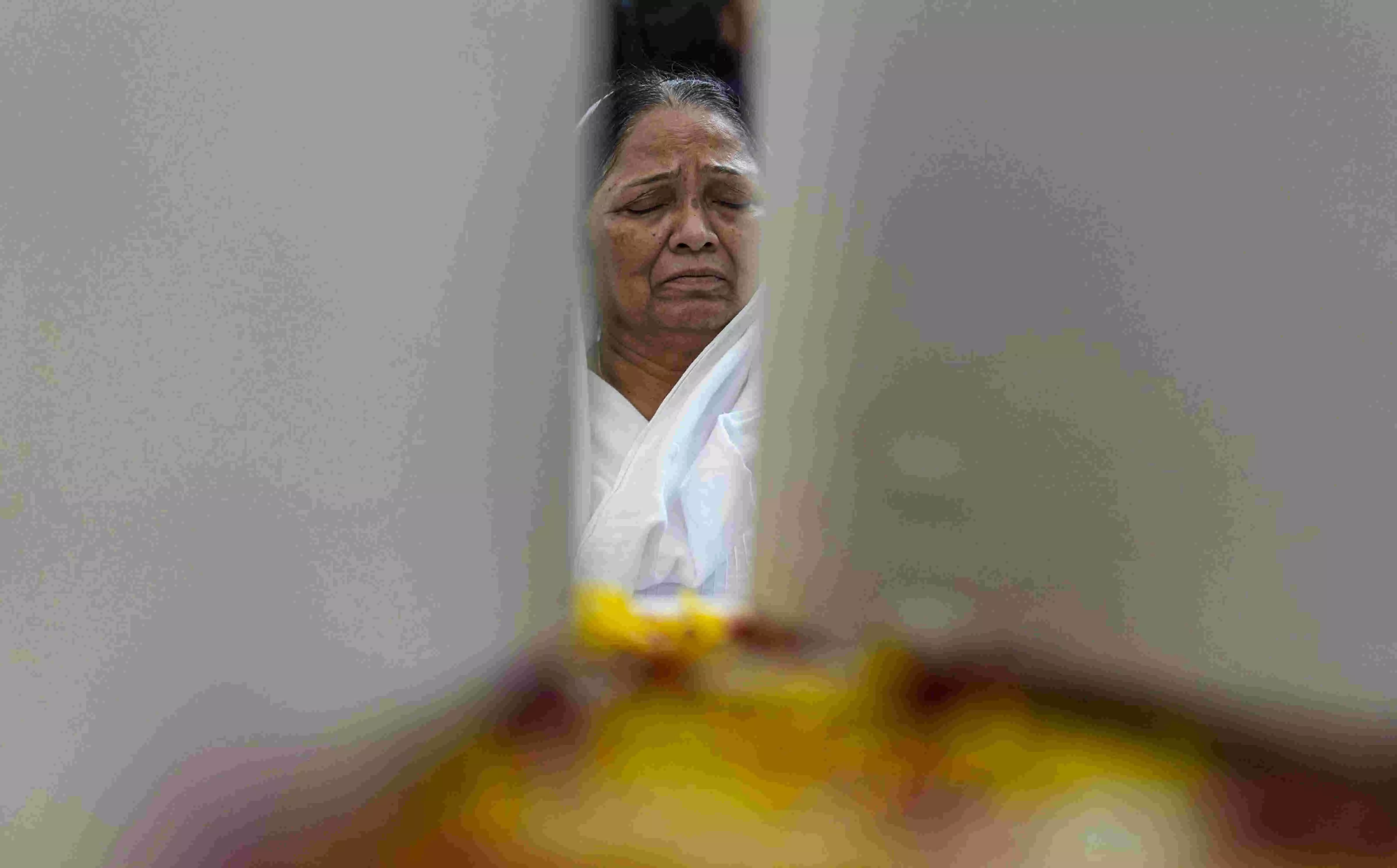 A week on, 211 AI plane crash victims identified via DNA tests; 189 bodies handed over to kin A week on, 211 AI plane crash victims identified via DNA tests; 189 bodies handed over to kin