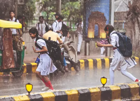 Monsoon likely to cover Delhi by June 22 Monsoon likely to cover Delhi by June 22