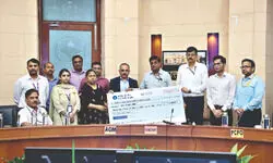 NR hands over ₹1 crore cheque to family of deceased loco pilot NR hands over ₹1 crore cheque to family of deceased loco pilot