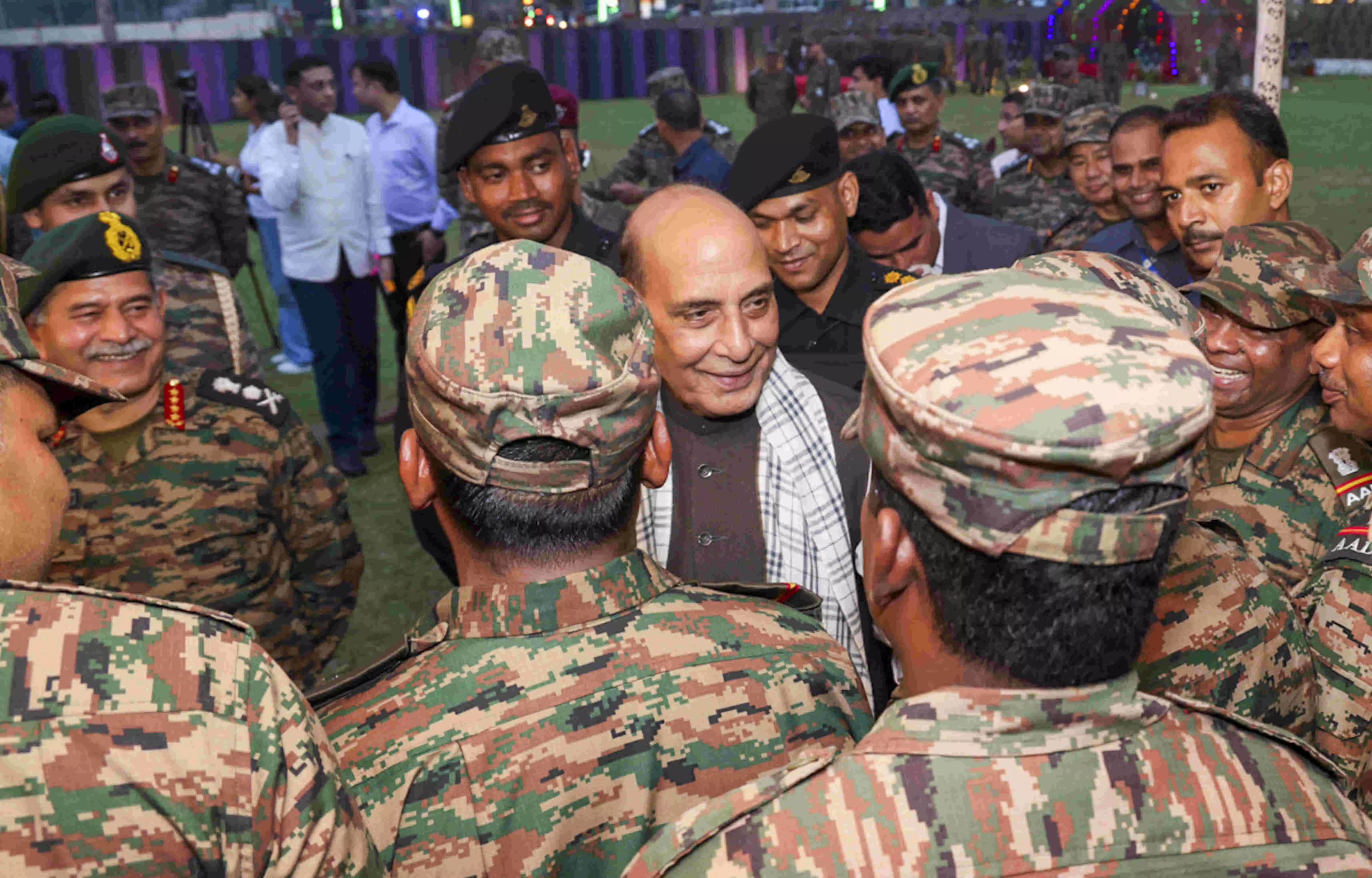 Rajnath Singh briefed by top military brass on border security, arrangements for Amarnath Rajnath Singh briefed by top military brass on border security, arrangements for Amarnath
