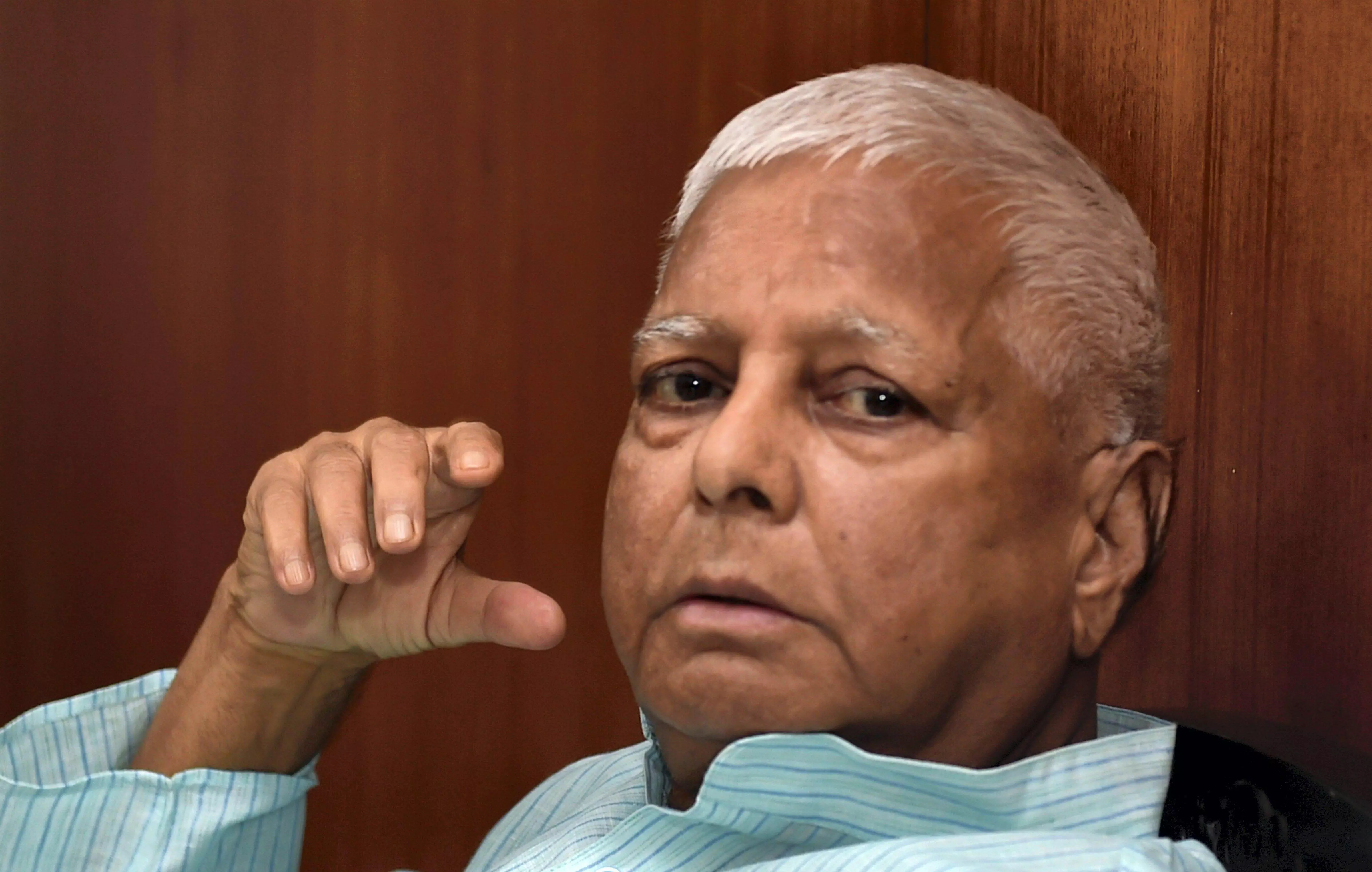Lalu re-elected RJD president Lalu re-elected RJD president