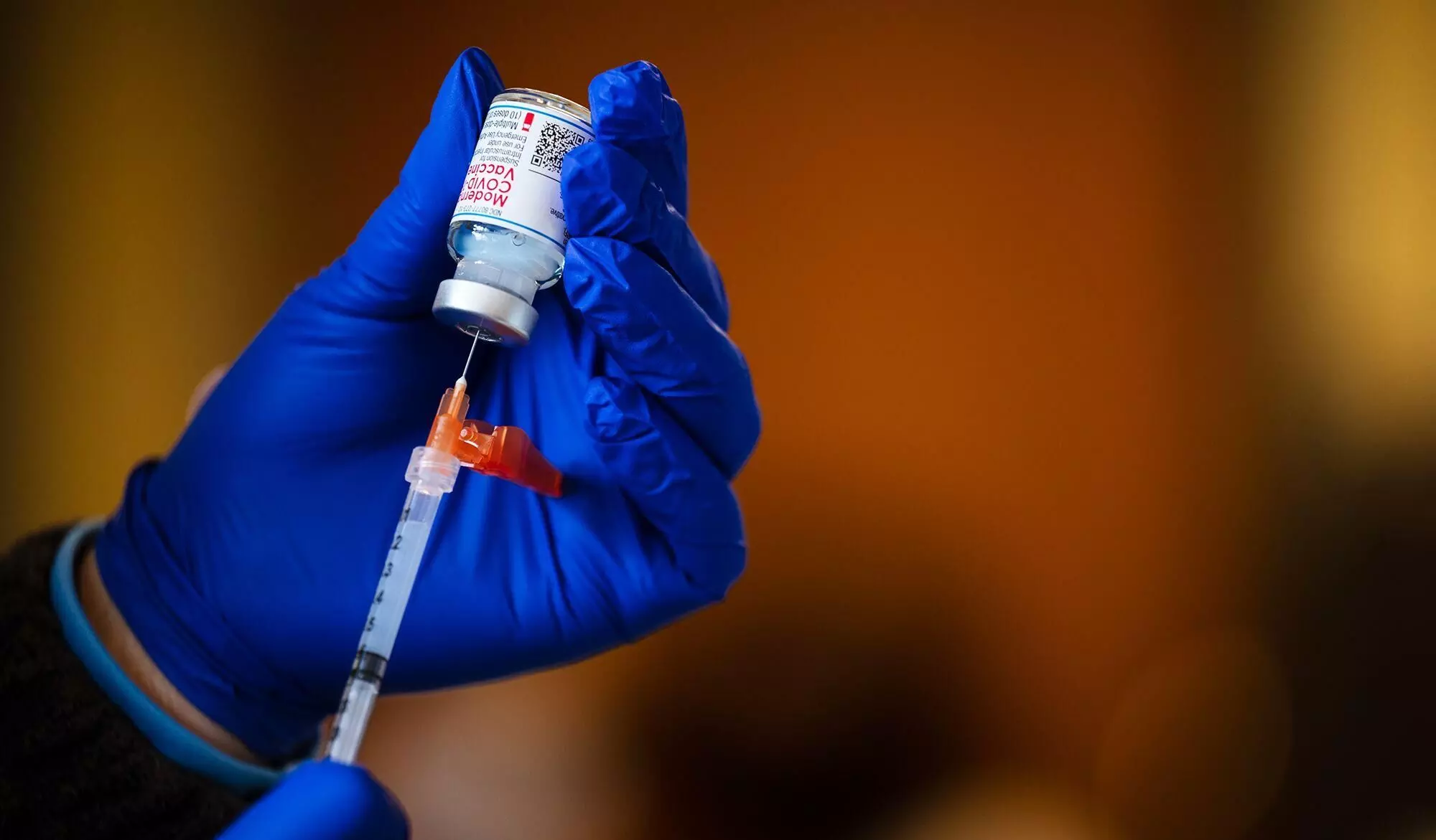 FDA requires updated warning about rare heart risk with COVID shots FDA requires updated warning about rare heart risk with COVID shots