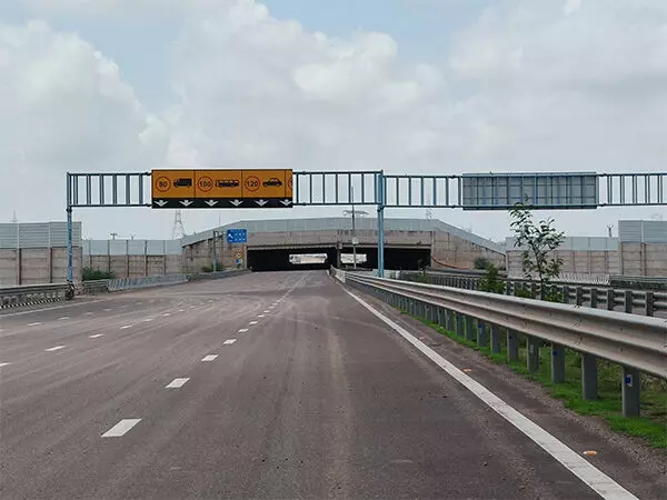 NHAI builds India’s first animal overpass corridor at Delhi-Mumbai Expressway NHAI builds India’s first animal overpass corridor at Delhi-Mumbai Expressway