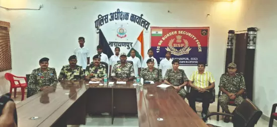Chhattisgarh: 4 women among 6 Maoists surrender in Narayanpur