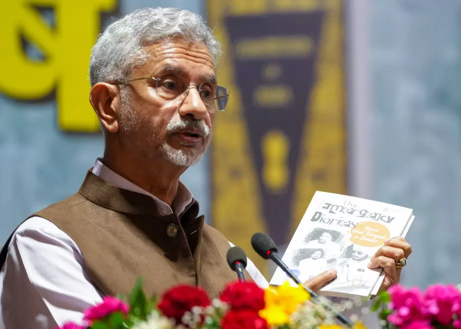 Indian fishermen nabbed by Sri Lanka because their rights given up during Emergency: Jaishankar Indian fishermen nabbed by Sri Lanka because their rights given up during Emergency: Jaishankar