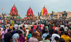 3 killed, 50 injured in stampede near Shree Gundicha Temple in Odishas Puri
