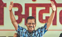 Jantar Mantar erupts as Kejriwal roars protest