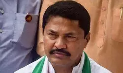 Cong MLA Patole climbs speakers podium, suspended from assembly for a day Cong MLA Patole climbs speakers podium, suspended from assembly for a day