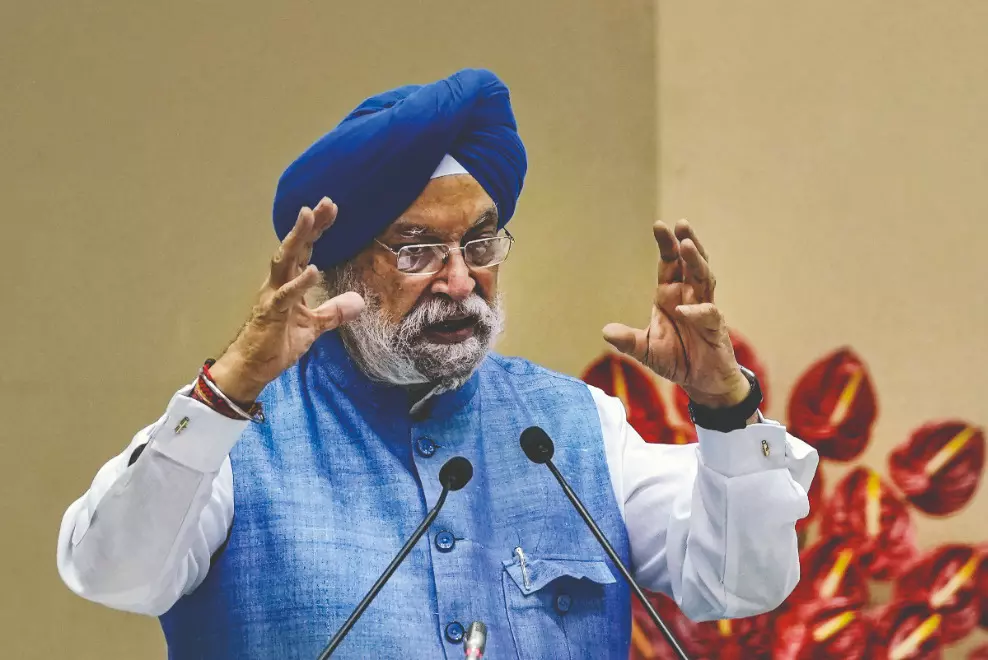 Crude oil prices back at $67/barrel, likely to remain stable, says Puri Crude oil prices back at $67/barrel, likely to remain stable, says Puri