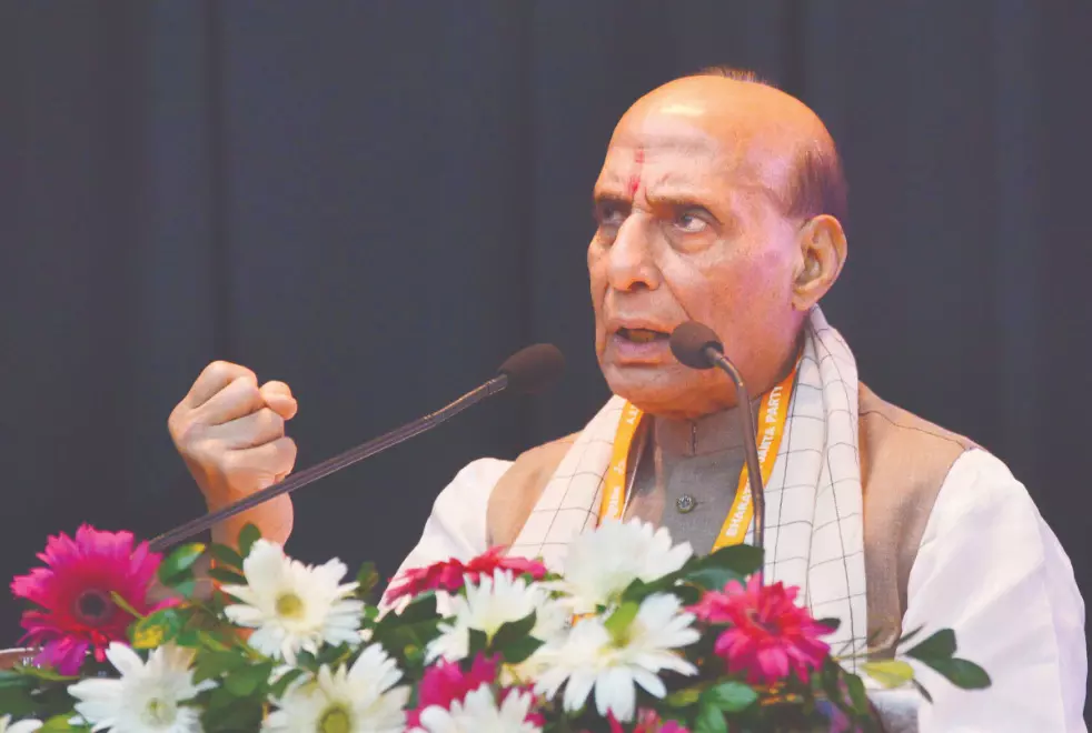 Def Min clears 10 capital acquisition projects worth over Rs 1 lakh crore Def Min clears 10 capital acquisition projects worth over Rs 1 lakh crore