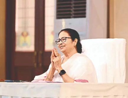 Hinduism that Swamiji believed in is the same one I believe in: Mamata Hinduism that Swamiji believed in is the same one I believe in: Mamata