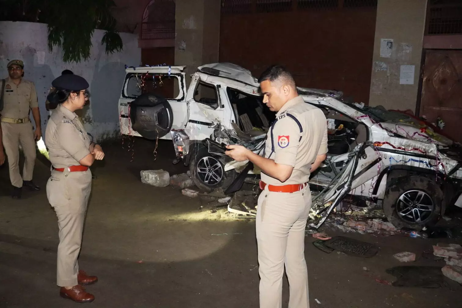 Eight killed, 2 injured as SUV collides with wall in Sambhal Eight killed, 2 injured as SUV collides with wall in Sambhal