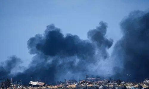 Israeli airstrikes kill 38 Palestinians in Gaza