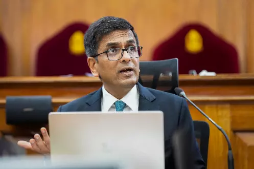 SC administration writes to Centre, seeks removal of ex-CJI Chandrachud from official residence SC administration writes to Centre, seeks removal of ex-CJI Chandrachud from official residence