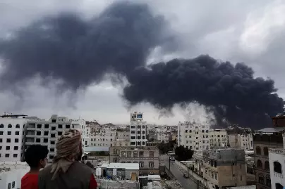 Israel launches airstrikes targeting Yemens Houthi rebels, Houthis launch missile at Israel Israel launches airstrikes targeting Yemens Houthi rebels, Houthis launch missile at Israel