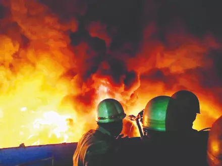Fire safety measures mandatory for businesses, says minister Fire safety measures mandatory for businesses, says minister