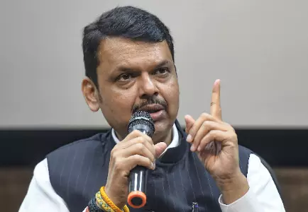 Fadnavis reviews draft of security bill on Naxalism in urban areas; to be tabled soon