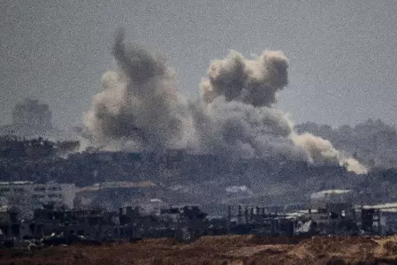 5 Israeli soldiers killed overnight in northern Gaza,18 dead in Israeli strikes 5 Israeli soldiers killed overnight in northern Gaza,18 dead in Israeli strikes