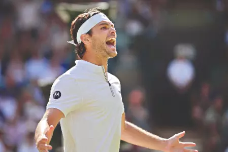Taylor-made win Taylor-made win