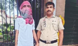 Forged identity, fake badge: Man held for posing as cop