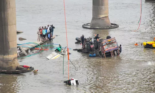 9 persons killed as vehicles fall into river after bridge collapse in Vadodara