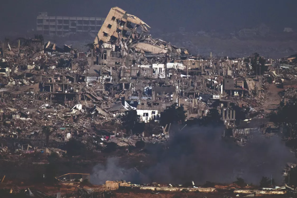 Nearly 34 Palestinians killed in Gaza as hopes for imminent truce fade Nearly 34 Palestinians killed in Gaza as hopes for imminent truce fade