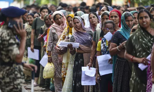 Fresh batch of 6,639 pilgrims sets out for Amarnath shrine from Jammu base camp