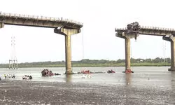 Gujarat govt sanctions new bridge parallel to collapsed structure in Vadodara