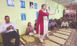 Eviction crisis: TMC MPs organise overnight stir in Jai Hind Colony