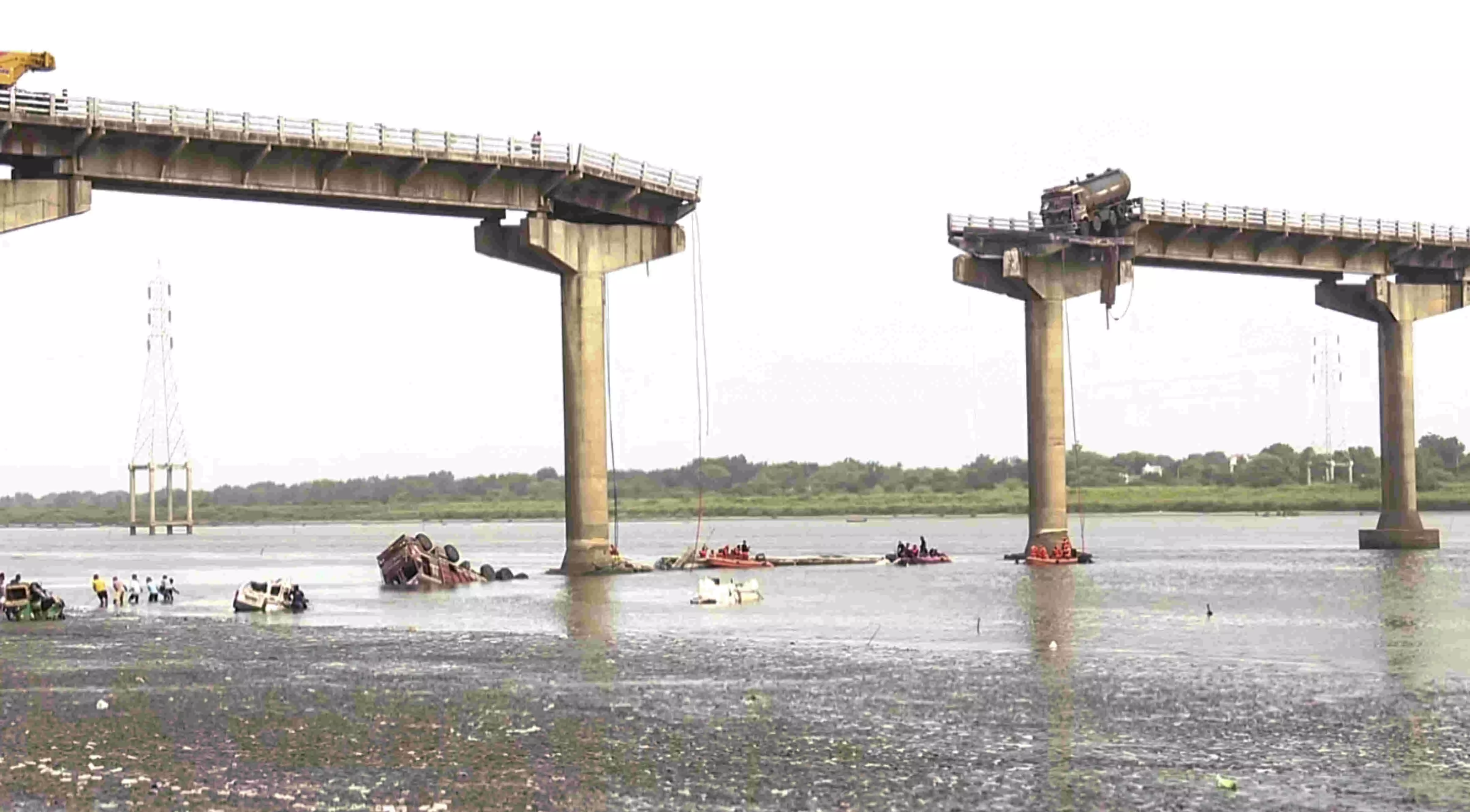 Gujarat govt sanctions new bridge parallel to collapsed structure in Vadodara Gujarat govt sanctions new bridge parallel to collapsed structure in Vadodara