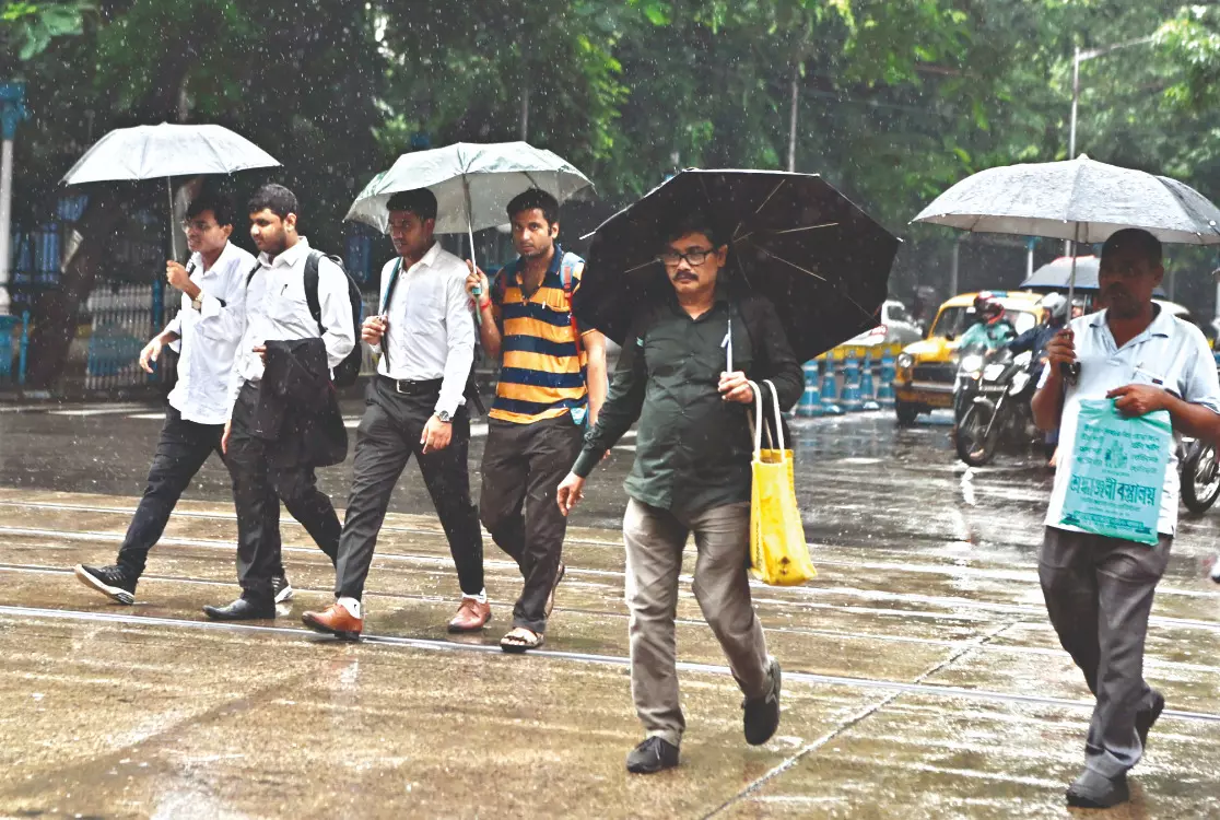 Heavy rains, release of water by DVC inundates parts of state Heavy rains, release of water by DVC inundates parts of state