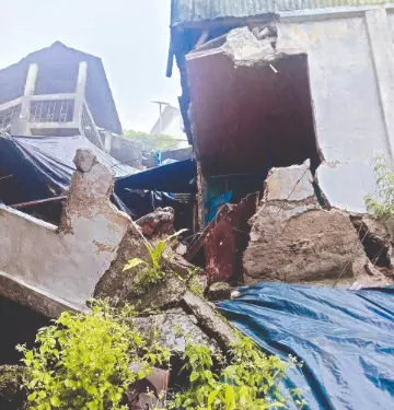 Torrential rains, gusty winds rage through Darjeeling & Kalimpong Torrential rains, gusty winds rage through Darjeeling & Kalimpong